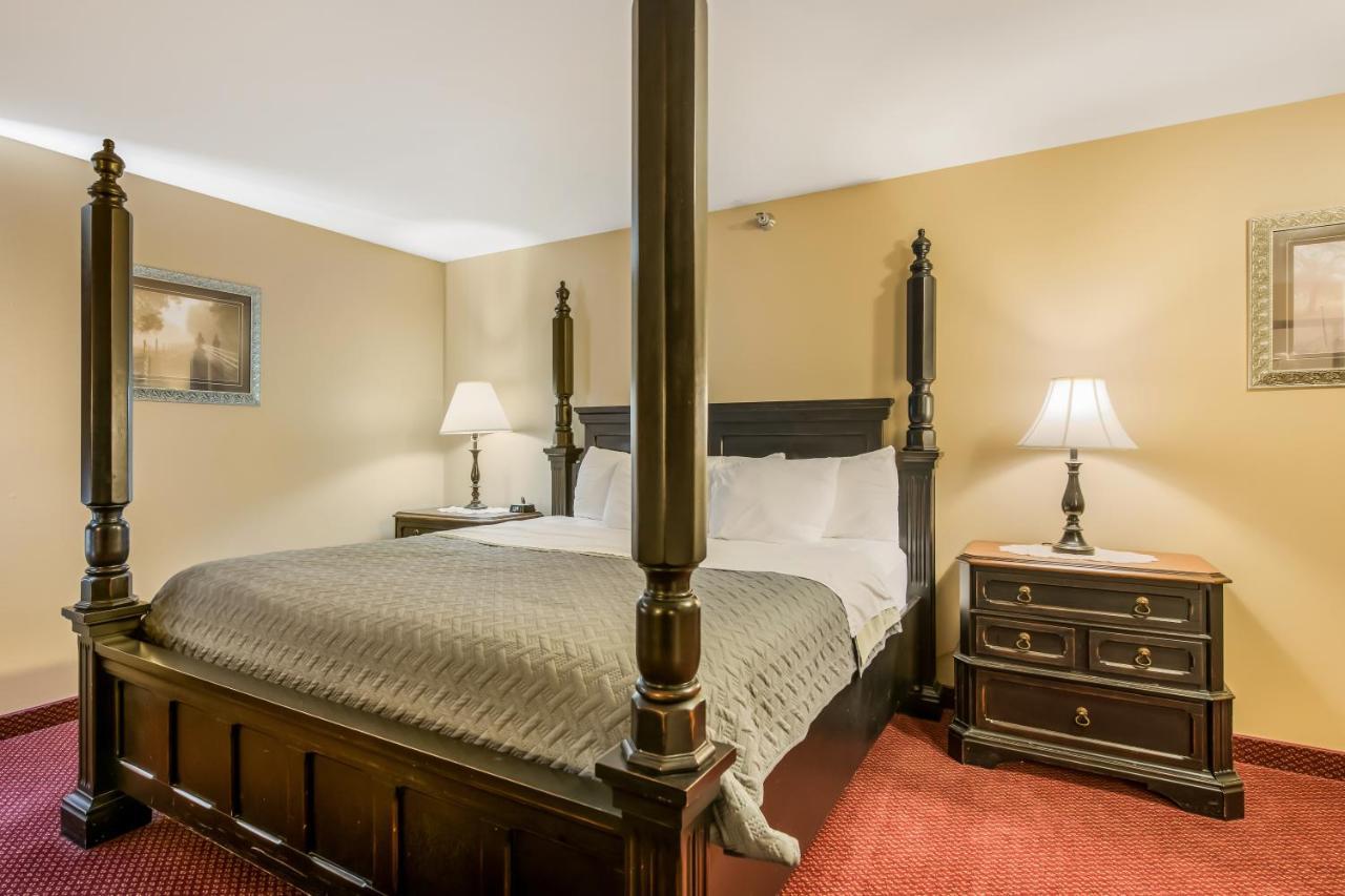 Econo Lodge Rice Lake Extérieur photo