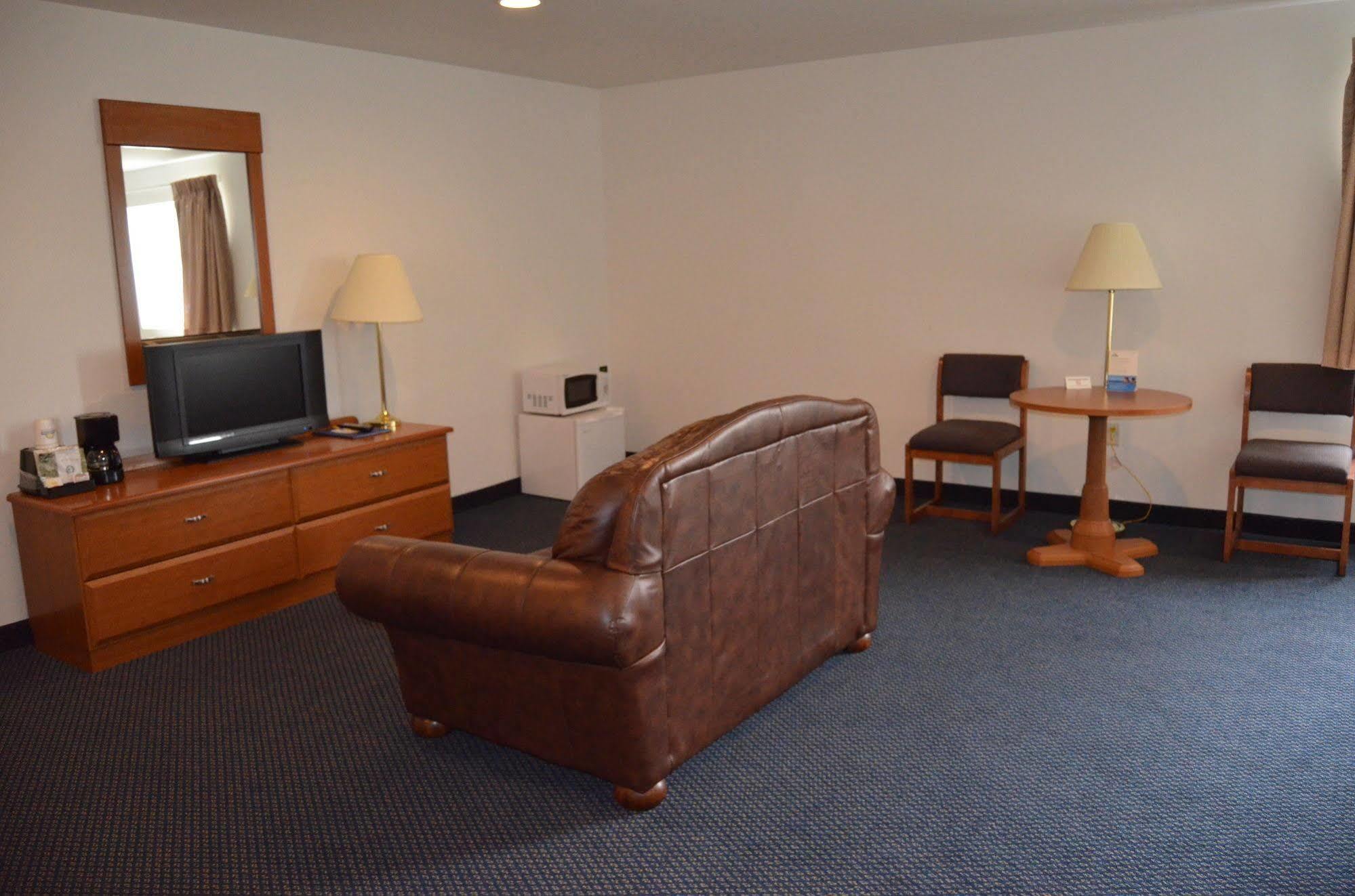 Econo Lodge Rice Lake Extérieur photo