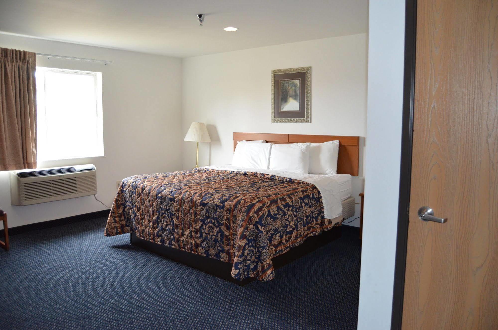 Econo Lodge Rice Lake Extérieur photo